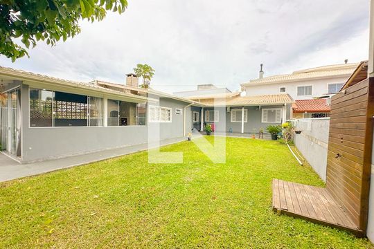 Casa para alugar com 3 quartos, 124m² em Ingleses Norte, Florianópolis