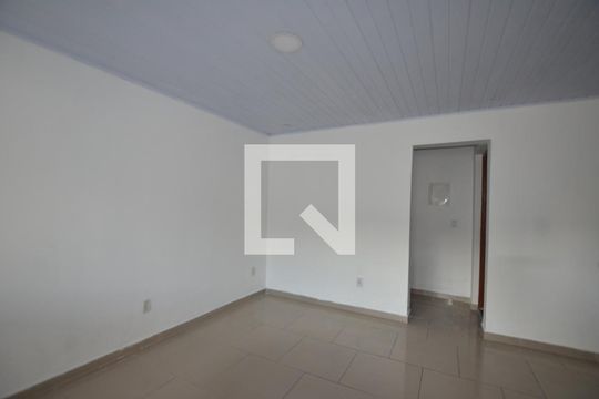 Sala de casa para alugar com 3 quartos, 90m² em Campo Grande, Rio de Janeiro