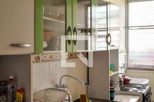 Cozinha de apartamento para alugar com 2 quartos, 65m² em Vila Nova, Porto Alegre