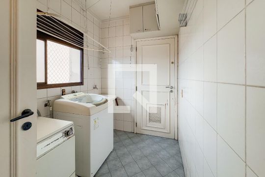 Área de Serviço de apartamento à venda com 3 quartos, 209m² em Vila São José, São Paulo