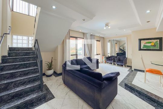 Apartamento à venda com 3 quartos, 209m² em Vila São José, São Paulo