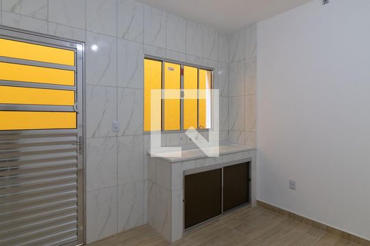 Cozinha de casa para alugar com 2 quartos, 94m² em Vila Rio Branco, São Paulo