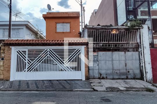 Fachada de casa à venda com 8 quartos, 525m² em Vila Moraes, São Paulo
