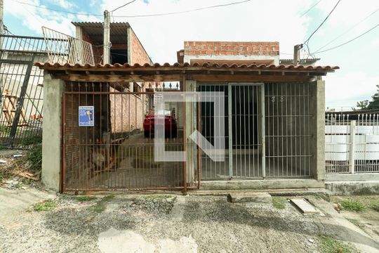 Fachada de casa para alugar com 2 quartos, 72m² em Costa E Silva, Porto Alegre