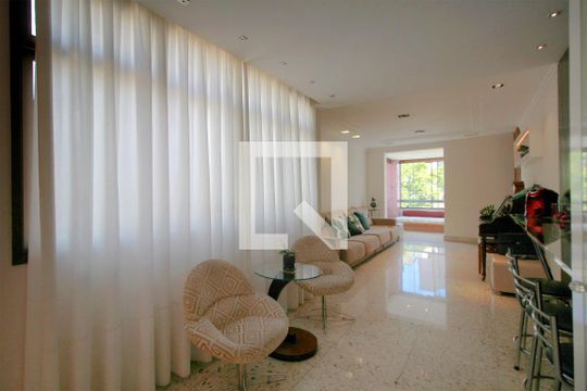 Sala de apartamento à venda com 4 quartos, 220m² em Cruzeiro, Belo Horizonte