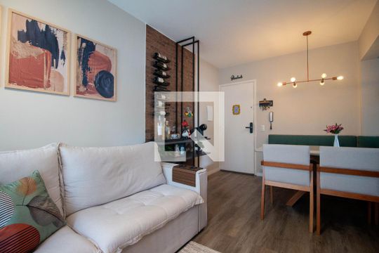 Sala de apartamento à venda com 2 quartos, 49m² em Cidade Monções, São Paulo