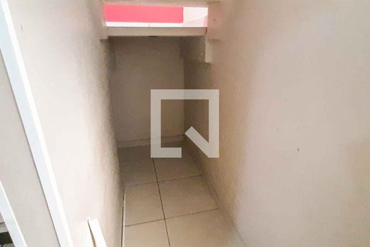 Casa 1 - Sala de casa à venda com 3 quartos, 154m² em Metalúrgicos, Osasco