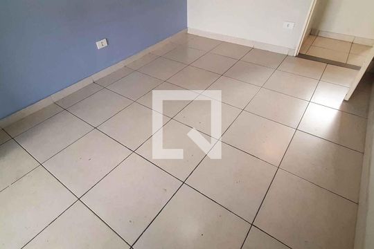 Casa 1 - Quarto 1 de casa à venda com 3 quartos, 154m² em Metalúrgicos, Osasco