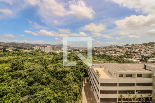 Vista de apartamento à venda com 2 quartos, 54m² em Jardim Carvalho, Porto Alegre