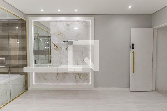 Suíte de casa de condomínio à venda com 3 quartos, 140m² em Fazenda Aricanduva, São Paulo