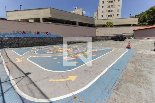 Área Comum de casa de condomínio à venda com 3 quartos, 140m² em Fazenda Aricanduva, São Paulo