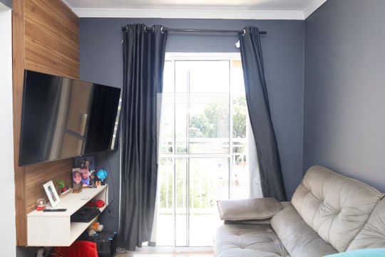 Apartamento à venda com 2 quartos, 47m² em Vila Carmosina, São Paulo