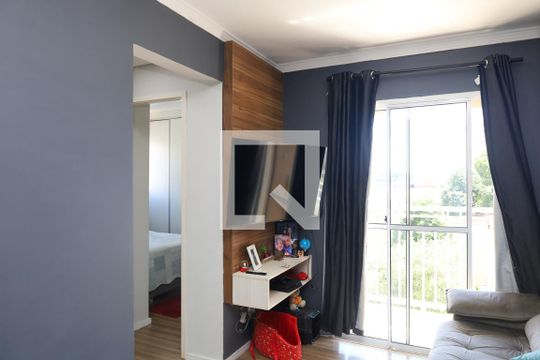 Sala de apartamento à venda com 2 quartos, 47m² em Vila Carmosina, São Paulo