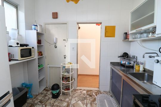 Cozinha de apartamento à venda com 3 quartos, 78m² em Jardim Guanabara, Rio de Janeiro