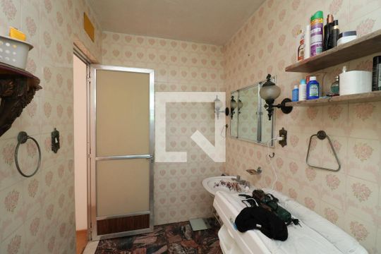 Banheiro Social de apartamento à venda com 3 quartos, 78m² em Jardim Guanabara, Rio de Janeiro