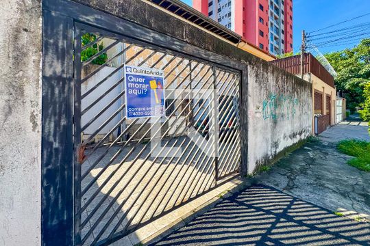 Fachada + Plaquinha de casa à venda com 3 quartos, 100m² em Bosque da Saúde, São Paulo