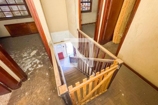 Escada de casa à venda com 3 quartos, 100m² em Bosque da Saúde, São Paulo