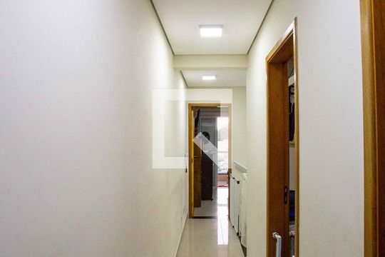 Corredor de casa à venda com 3 quartos, 127m² em Centro, Diadema