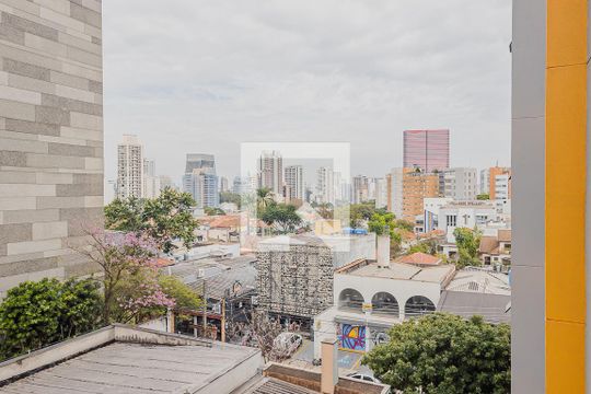 Vista da Sala de kitnet/studio para alugar com 1 quarto, 24m² em Vila Madalena, São Paulo