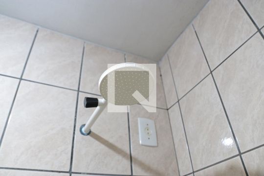 Banheiro de apartamento para alugar com 2 quartos, 67m² em Vila Jaraguá, Goiânia