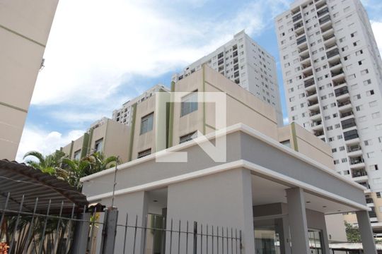 Fachada de apartamento para alugar com 2 quartos, 67m² em Vila Jaraguá, Goiânia