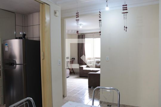 Sala de apartamento para alugar com 2 quartos, 67m² em Vila Jaraguá, Goiânia