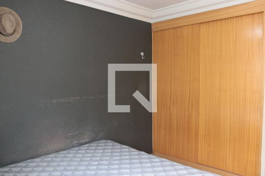 Suíte de apartamento para alugar com 2 quartos, 67m² em Vila Jaraguá, Goiânia