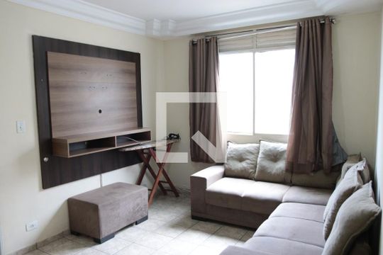 Sala de apartamento para alugar com 2 quartos, 67m² em Vila Jaraguá, Goiânia