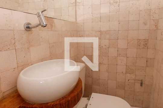 Lavabo de apartamento à venda com 2 quartos, 67m² em Jardim Ampliação, São Paulo