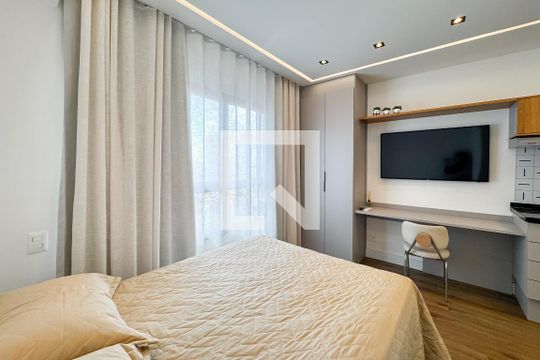 Studio de kitnet/studio à venda com 1 quarto, 21m² em Vila Firmiano Pinto, São Paulo