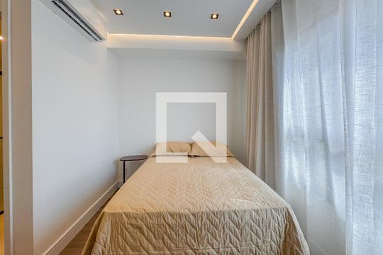Studio  de kitnet/studio à venda com 1 quarto, 21m² em Vila Firmiano Pinto, São Paulo