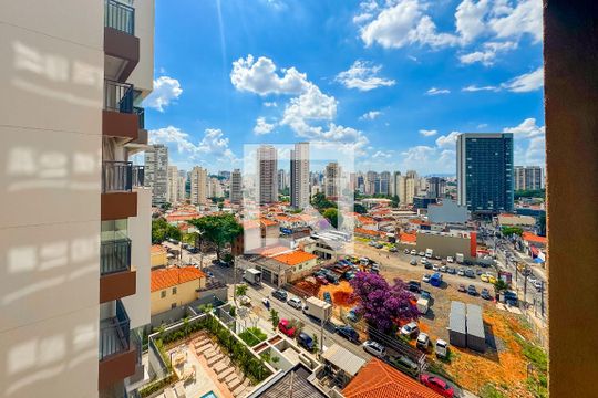 Vista da Rua de kitnet/studio à venda com 1 quarto, 21m² em Vila Firmiano Pinto, São Paulo