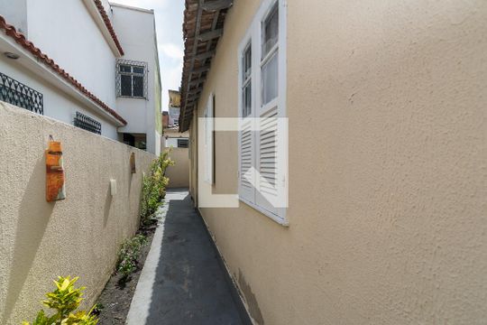 Varanda e garagem de casa à venda com 2 quartos, 70m² em Vila Kosmos, Rio de Janeiro