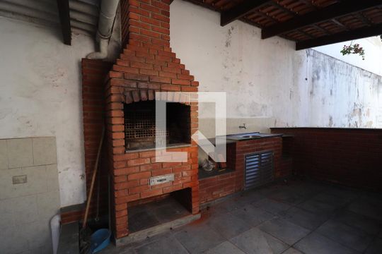 Espaço Gourmet de casa para alugar com 2 quartos, 301m² em Vila Valparaíso, Santo André
