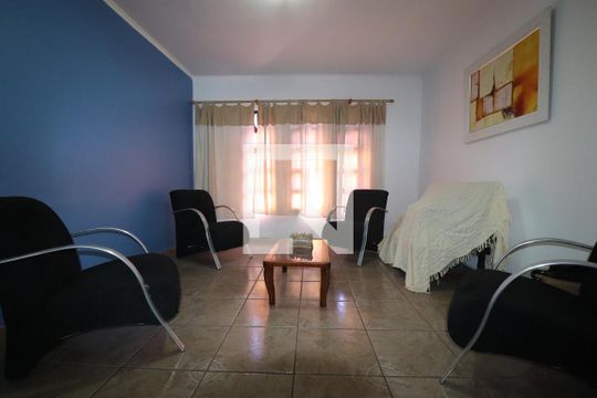 Sala de casa para alugar com 2 quartos, 301m² em Vila Valparaíso, Santo André
