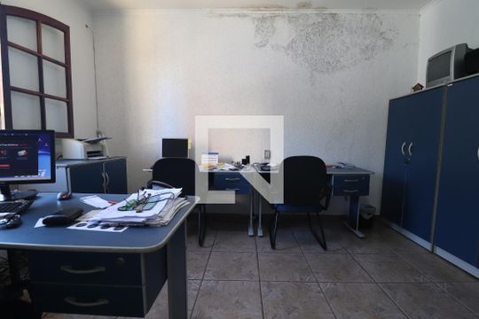 Quarto 1 suíte de casa para alugar com 2 quartos, 301m² em Vila Valparaíso, Santo André