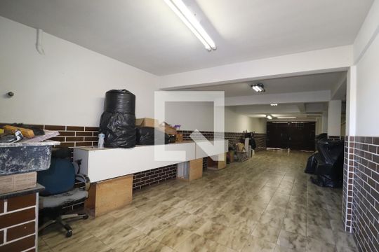 Garagem de casa para alugar com 2 quartos, 301m² em Vila Valparaíso, Santo André