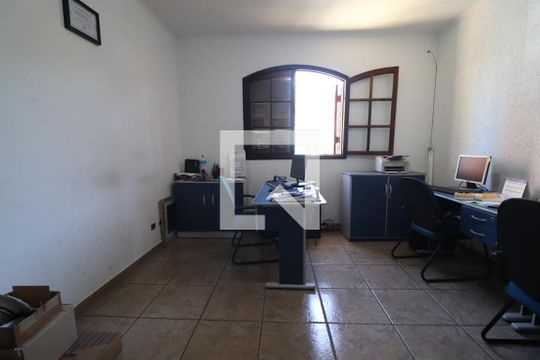 Quarto 1 suíte de casa para alugar com 2 quartos, 301m² em Vila Valparaíso, Santo André