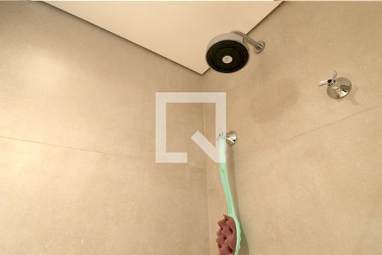 Banheiro de apartamento à venda com 1 quarto, 29m² em Vila Santa Catarina, São Paulo