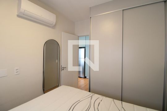 Quarto  de apartamento à venda com 1 quarto, 29m² em Vila Santa Catarina, São Paulo
