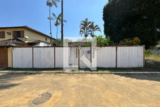 Fachada de casa de condomínio à venda com 3 quartos, 190m² em Vargem Grande, Rio de Janeiro
