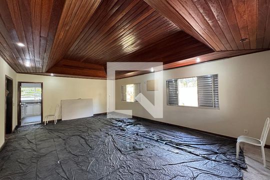 Sala de casa de condomínio à venda com 3 quartos, 190m² em Vargem Grande, Rio de Janeiro