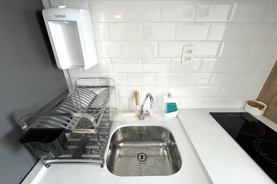 Cozinha de apartamento à venda com 1 quarto, 35m² em Vila Clementino, São Paulo