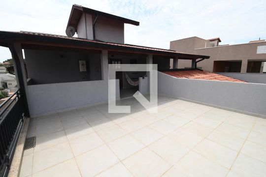 Varanda de casa à venda com 4 quartos, 400m² em Parque das Universidades, Campinas