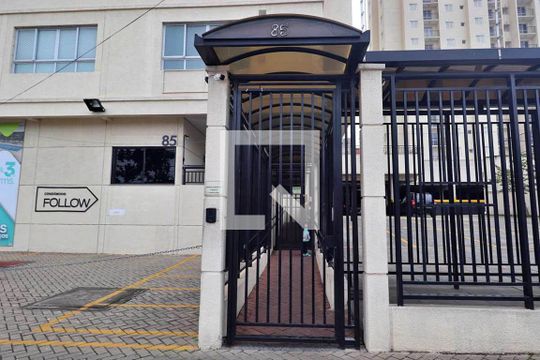 Fachada de apartamento para alugar com 2 quartos, 48m² em Jardim Monte Libano, Santo André