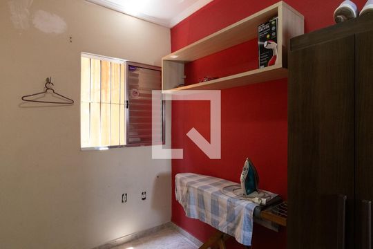 Quarto 4 de casa à venda com 5 quartos, 300m² em Parque Cisper, São Paulo