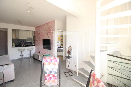 Sala de apartamento à venda com 2 quartos, 100m² em Graça, Belo Horizonte