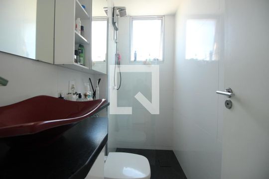 Banheiro Social de apartamento à venda com 2 quartos, 100m² em Graça, Belo Horizonte