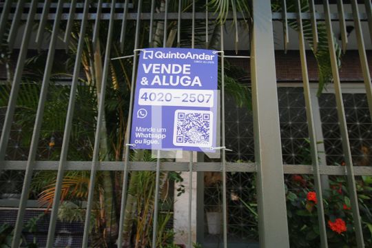 Placa de apartamento à venda com 3 quartos, 74m² em Vila da Penha, Rio de Janeiro