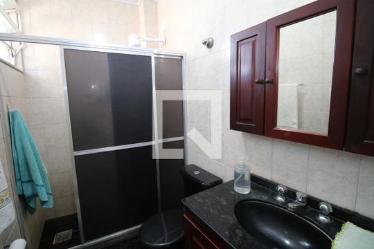 Banheiro de apartamento à venda com 2 quartos, 80m² em Irajá, Rio de Janeiro